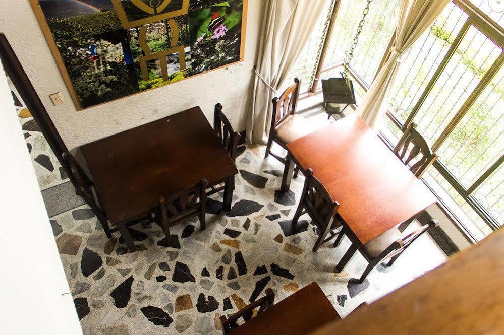Casa En Llamas Армения Екстериор снимка
